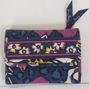 Vera Bradley Wallet with Lots of Storage